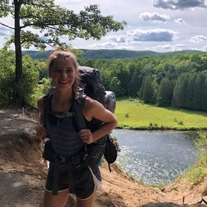 Meet your Posher, Cecilia